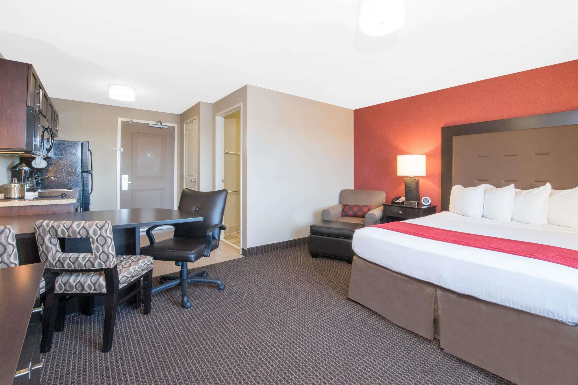 Hawthorn Suites By Wyndham Williston Exterior photo